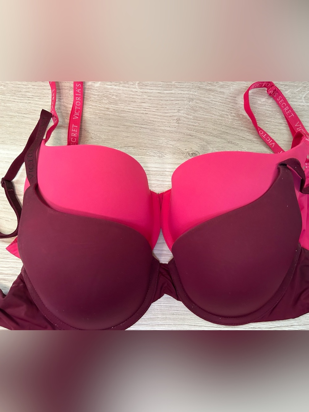 ⭐️ Bundle of 2 ⭐️ Victoria's Secret Two-Push-Up Bra — Hot Pink & Burgundy